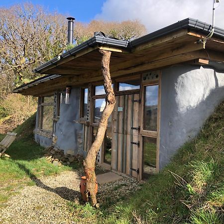 Rabbits 1Or 2 Bedroom Hobbit Style Hillset Earthen Dartmoor Eco Home South Brent Экстерьер фото