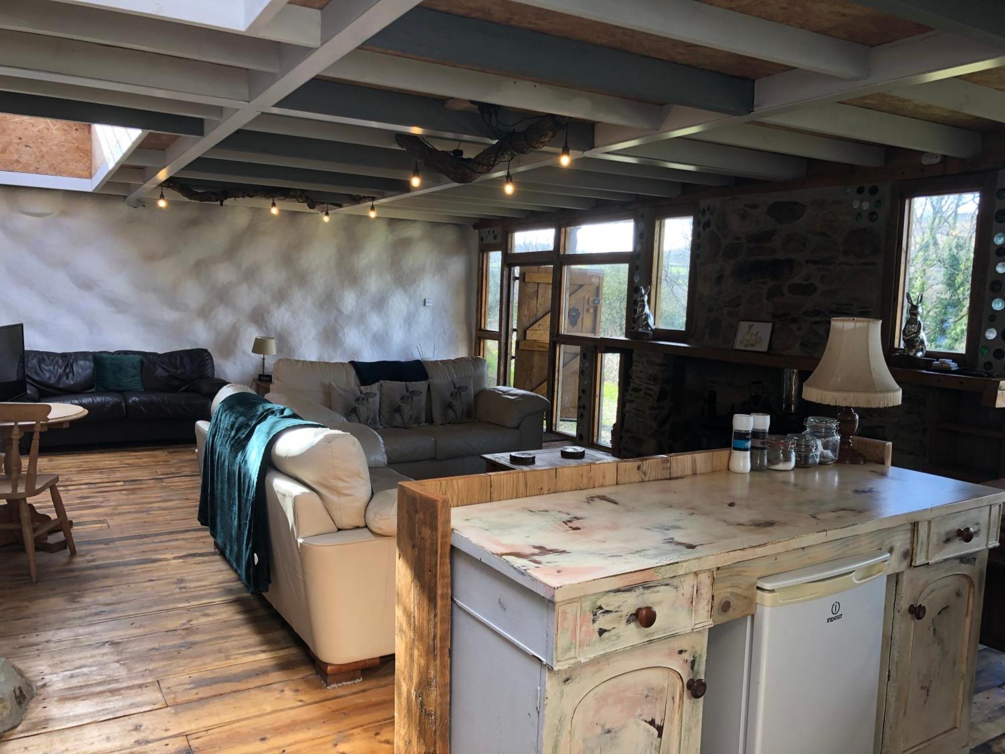 Rabbits 1Or 2 Bedroom Hobbit Style Hillset Earthen Dartmoor Eco Home South Brent Экстерьер фото